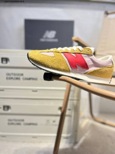 新百伦 Nb327 Nb 471复古慢跑鞋 New Balance 471 复古先锋 Ms327系列复古休闲运动慢跑鞋 上世纪 70 年代的意大利街头风格Nb新