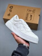 G gucci Screener Gg High-Top Sneaker古驰饼干鞋 运动休闲鞋系列 全套专柜包装物及配件 这款运动鞋采用厚底结构 巧妙运用外观设