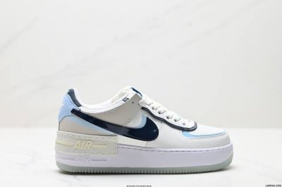 真标耐克Nike Wmns Air Force 1 Shadow全新少女系解构主义设计 马卡龙空军一号轻量增高低帮百搭板鞋 为经典设计注入玩味元素 分层结构、加