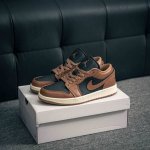 210 核心私 Air Jordan 1 乔丹篮球鞋男女运动鞋潮流板鞋 货号：Dc0774 021 尺码：36 37 37.5 38 38.5 39 40 40