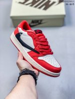 真标带半码！ 乔丹一代 Air Jordan 1 乔1 低帮Aj1倒勾系列 运动鞋复古休闲篮球鞋 提高了与足部的贴合度，给人不一样的穿着体验。鞋底的平稳支撑，让