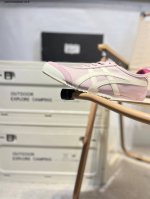 顶级纯原# Asics 鬼冢虎 Mexico 66 Oem原单材料 除成型在pt外 其余全部客供材料 淘宝B级代购店铺内供 四联官方吊牌 乳胶组合鞋垫 羊皮纸质