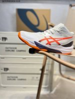 Asics Sky Elite Ff Mt 3亚瑟士高帮经典跑鞋 如今机能风和户外风吹得正劲，便是主打“Urban Outdoor机能越野风格”，城市和户外场景