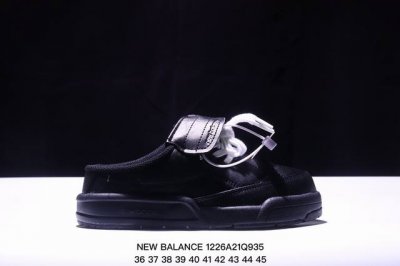 New Balance新百伦nb 舒适沙滩厚底运动拖鞋凉鞋 Xm1226Q935