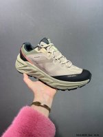 公司级Columbia Outdoor Hiking 哥伦比亚远足系列低帮系带户外风超轻徒步登山运动训练鞋 Columbia成立于1938年，源自美国俄勒冈州波