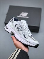 New Balance Nb530复古休闲慢跑鞋 采用原厂材料和胶水 全套模具 纯原装皮料切割 质感无敌王 货号：Mr530Sg 尺码：36-46 半
