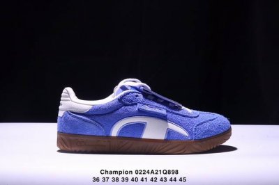 公司级Champion 王俊凯同款 冠军休闲鞋女2024秋季新款T头鞋德训鞋男Champion T头鞋德训鞋以其复古的T头设计，引领了新的秋季时尚潮流。这种设计