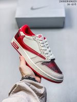 海外爆款限量发售 公司级 Travis Scott X Fragment Design X Jordan Air Jordan 1 Low Og Sp Supr
