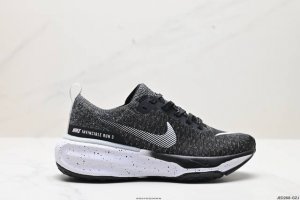公司级升级原楦原纸版开发#采用外露式flyknit飞织面料鞋面材质#搭载zoomx轻盈泡棉缓震科技中底#防滑缜密块状橡胶外底全新升级改款，耐克nike Zoom