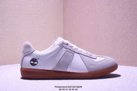 价格p： 简介：Timberland 添柏岚 天伯伦 低帮户外休闲鞋 历年超级热销款 英伦复古工装低帮男鞋 尺码：39 40 41 42 43 44 Xm042 - 点击图像关闭