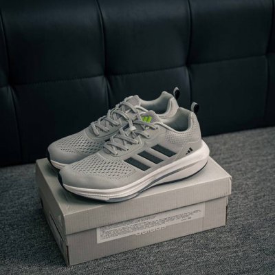 核心私 Adidas Originals Tubular Shadow 简版350小椰子 高密度柔性编织，符合出口标准，原工艺成型大底 区别市面通货 货号：Aq