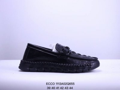 ECCO爱步 广东原版透气 配备原版三件套 防尘纸 高弹大底 全头层牛皮 新款百搭休闲款 纯手工制成 鞋面走线工整 清晰质感 原单品质 拼接运动透气网布 采用E