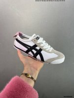 130 onitsuka Tiger Mexico 66 百搭单品 板鞋 Mexico 66是鬼冢虎旗下最经典的款式，李小龙最喜欢的一款训练鞋休闲鞋！鞋身特有的