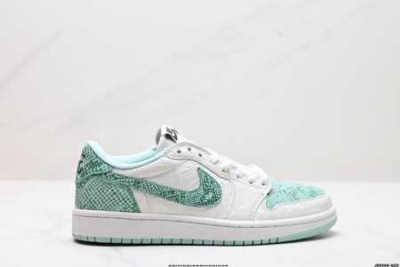 公司级air Jordan 1 Low Aj1乔1低帮休闲板鞋 同步官方配色 官方货号:Hf3144- 尺码:36 36.5 37.5 38 38.5 39 4 - 点击图像关闭
