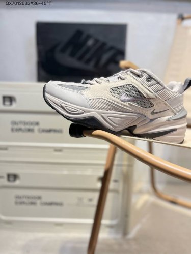 耐克 Nike M2K Tekno 男女子运动鞋厚底老爹鞋经典复古休闲慢跑鞋 从 Monarch 系列汲取灵感，以太空时代细节演绎未来风范。分层鞋面借鉴自元年款