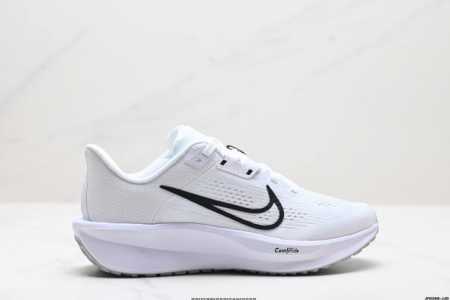 公司级nike Quest 6极速6代网面透气 时尚休闲跑步鞋 简约高科技设计采用多层材料，为双足带来凉爽感受和稳固体验时尚鞋面搭配中足包覆设计，提供稳固贴合感 - 点击图像关闭