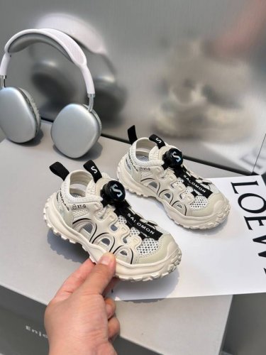 儿童萨络蒙Xt-Q旋转纽扣凉鞋 Salomon Xt-Q系列旋转纽扣包头防撞童鞋 溯溪鞋凉鞋 萨络蒙Xt-Q透气网鞋榴莲底涉水鞋沙滩鞋 码数：26-37