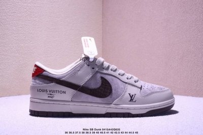 海外爆款限量发售！Nike Sb Dunk Low“ Lv联名 红尾巧克力” 周年高端定制 低帮休闲板鞋 定制鞋盒 大厂纯原品质出货 超高清洁度 皮料切割干净无