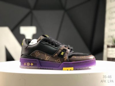 路易威登 Louis Vuitton Lv路易威登板鞋 乘风破浪的姐姐争先种草款,舒适透明底和百搭性霸屏整个时尚娱乐圈，正品1:1套楦复刻，细节调整完美主义！鞋