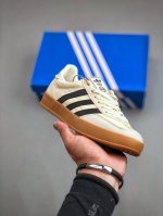 Adidas Gazelle Indoor Trainers 羚羊内训系列低帮复古百搭休闲运动德训风板鞋“奶白鸳鸯黑生胶底”Ig3677 尺码：36-45 半