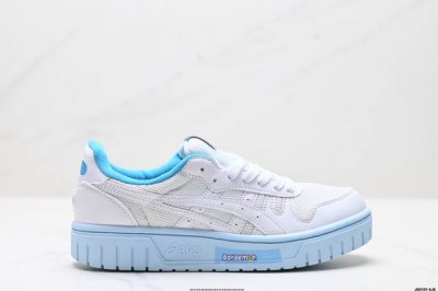 250 公司级亚瑟士 Asics Court Mz 中性学院系列 低帮复古厚底增高休闲运动板鞋 软质牛培皮鞋面 货号:1203A353-100 尺码:36 37