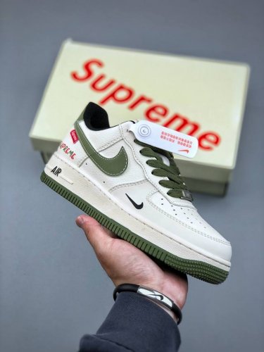 Nike Air Force 1'07 Low Supreme联名 军绿红标 空军一号低帮休闲板鞋 Xs1958-566 #原楦头原纸板 原装鞋盒 定制五金配件