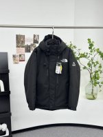 渠道优势 ！ 外贸保真版 北面 TNF 北面喜马拉雅三合一羽绒服 灰色GORE- TEX防风防水，外壳加厚 羽绒内胆轻薄 三效合一 ykk拉链无缝衔接，完美搭配