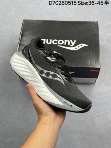 公司级 真爆 Saucony Triumph 22 索康尼 胜利22代 低帮 卡基褐 旗靓运动系带减震耐磨透气低邦马拉松跑步鞋 工学网眼设计鞋面科技采用精密工程