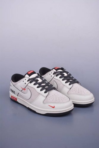 Nike Sb Dunk Low Supreme联名 纯原大厂出品 极力推荐 原装头层材料 独家版型蒸餾加工 帶來的是更好的视觉和脚感体验 大厂纯原品质出货 清