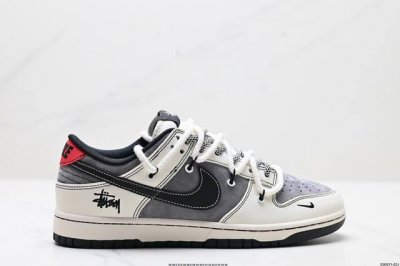 公司级Nk Dunk Low Retro “Diy高端定制” 低帮休闲运动板鞋 原装头层材料 用料绝不含糊 独家版型蒸餾加工帶來的是更好的视觉和脚感体验 清洁度