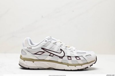 公司级耐克nike P-6000 采用透气材料，搭配匠心覆面，再现千禧年代的跑鞋风格，塑就大气外观。鞋款秉承 Nike Pegasus 25 和 6 的设计风格