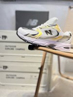 新百伦 Nb530 New Balance 530 复跑古鞋Nb530这鞋双确实是Nb家经复典古款式之一，以全科新技诠释，成打功造530鞋款。鞋面保在持530基