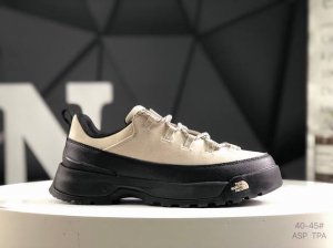北面 The North Face Glenclyffe 圆头系带耐磨 低帮跑步鞋 男款 货号：A8A96-001 尺码：40-45 半码 Asp Tpa