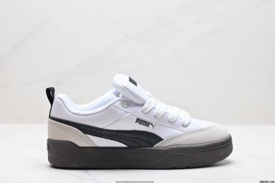 公司级Puma年度王炸单品 Puma彪马Park Lifestyle Og 低帮 蕾哈娜联名面包鞋男女同款复古休闲 板鞋 货号:397495-02 尺码:36