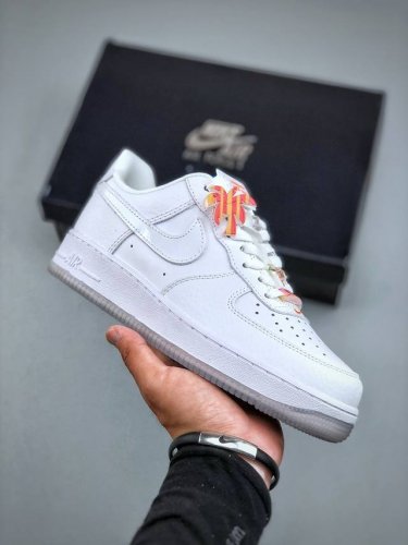 福利款 Nike Air Force 1 Low 白果冻底 空军一号 低帮休闲运动板鞋 原楦头原纸板 打造纯正空军版型专注外贸渠道 原盒配件 原厂中底钢印 拉帮