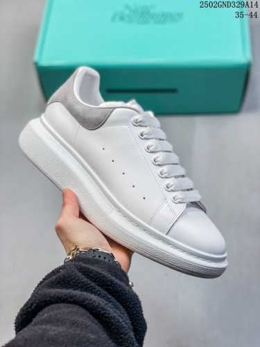 Alexander Mcqueen 亚历山大麦昆经典松糕鞋厚底增高小白鞋 增高效果7Cm 最经典简约百搭的小白鞋没有之一 官方版最新细节 意大利进口原厂开边珠抗