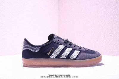 210 阿迪达斯Clot X Originals Gazelle By Ec 舒适百搭 防滑耐磨 低帮 板鞋 尺码：36 36 37 38 38 39 40 4