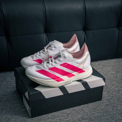 核心私 Adidas Adizero Adios Pro 4 M 阿迪透气轻盈低帮跑步鞋 货号：Js1833 尺码：36 36.5 37 38 38.5 39