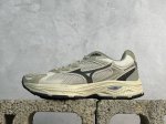 放店私 Mizuno 美津浓 Sportstyle Speed 复古时尚休闲舒适减震运动跑步鞋 美津浓Wave机械缓震 可以说是机械缓震跑鞋科技的翘楚 有着非凡