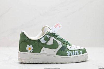 公司级Nike Air Force 1‘07 原楦头原纸板 打造纯正低帮空军版型 专注外贸渠道 全掌内置蜂窝气垫 原盒配件 原厂中底钢印、拉帮完美 货号:Cw2