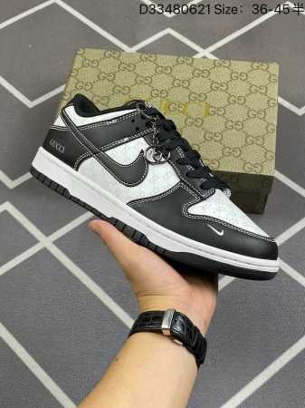 公司级 头层 Gucci X Nike Dunk Sb Low 古驰古奇 X 耐克 Sb 低帮 联名灰白绿 鞋身以米白色作为主色调，搭配灰色皮革框架覆盖层，使鞋 - 点击图像关闭