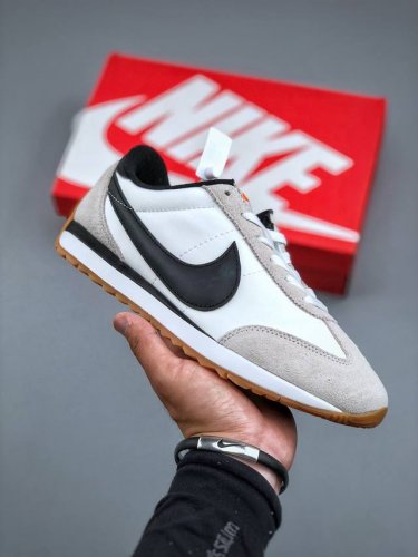 Nike pacific 舒适百搭 复古运动鞋防滑耐磨 低帮 生活休闲鞋 pacific 的复古设计与皮革 绒面革和网眼等传统纹理相结合 这款运动鞋还采用经典人
