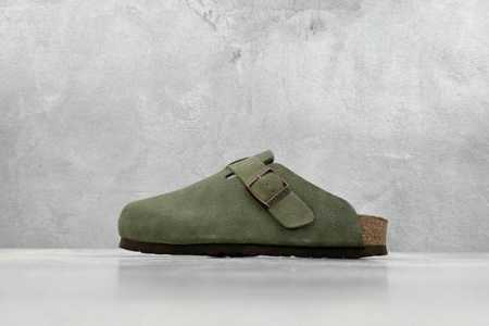 德国百年知名鞋履品牌 博肯 Birkenstock 半拖 公司级出品 采用质地柔软牛皮绒面革植入 羊羔毛鞋垫和里衬材质 中底搭载缓震软木橡胶 纯色羊毛内里 保暖 - 点击图像关闭