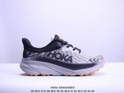 公司级小红书推荐hoka W Bondi 8全新配色 这个品牌来自于新西兰的毛利语，Hoka表示大地，One One表示飞越，连起来就是飞越地平线，One On