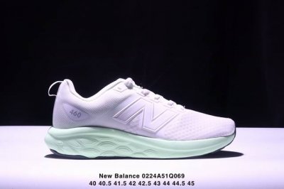New Balance 新百伦 男鞋半码制，采用一体式工程网眼鞋面及热熔Logo细节，中底嵌入Fresh Foam轻量化泡沫技术，组合防滑耐磨橡胶外底片更厚更弹