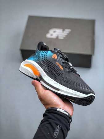 Z New Balance 新百伦 新款拼色舒适新款 原档案开发开发纸版楦型，原装4层组合独立私模大底长青之王”荣耀回归透气飞织鞋面 缓震高弹大低nb新百伦ne - 点击图像关闭