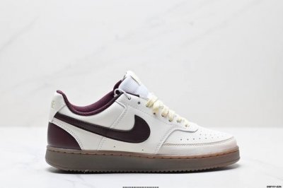190 真标Nike Court Vision Lo 低帮百搭 透气休闲运动板鞋 兼顾舒适脚感和出众风范 演绎匠心之作 结构性的支撑贴合感结合复古篮球设计 货号