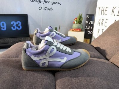 公司级罗意威 Loewe Ballet Runner 2.0 Sneakers 芭蕾舞2.0系列阿甘复古风德训薄底百搭休闲运动鞋 #不对称鞋头设计、袜状内部结构