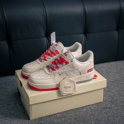 核心私 air Force 1 原装级别 原楦头原纸板 打造纯正空军版型专注外贸渠道 全掌内置蜂窝气垫 原盒配件 原厂中底钢印 拉帮完美 货号 Xx3168 1