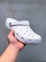 80 东莞大厂订单 Crocs 卡洛驰 洞洞鞋 明星经典款 大底厚度约2Cm 轻便增高 经典热销系列 经典主推 永不过时 高品质跑量版本 0325103X10